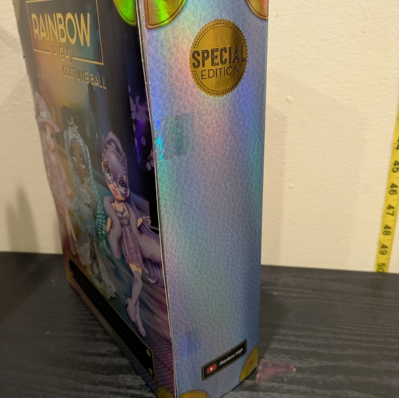 Rainbow High Costume Ball Doll - Purple - Picture 9 of 13